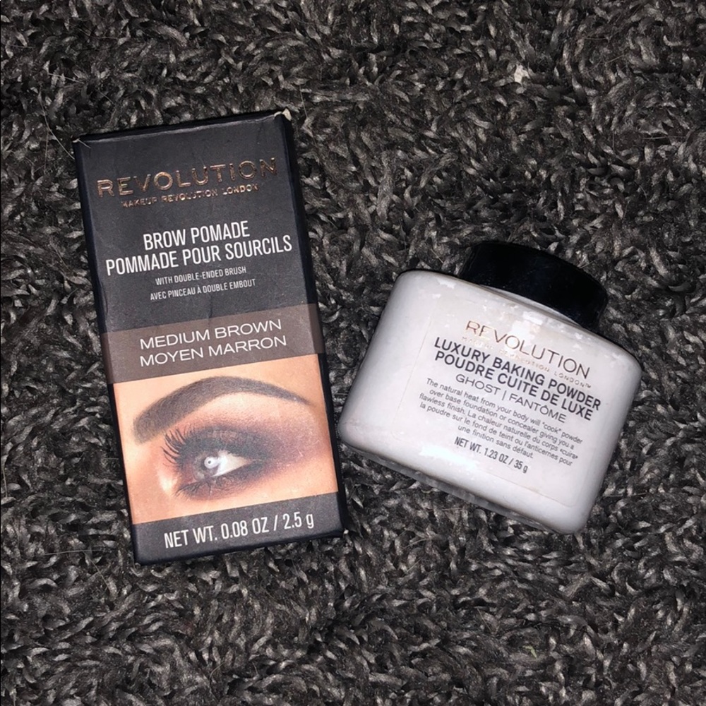 Brow pomade and Baking powder